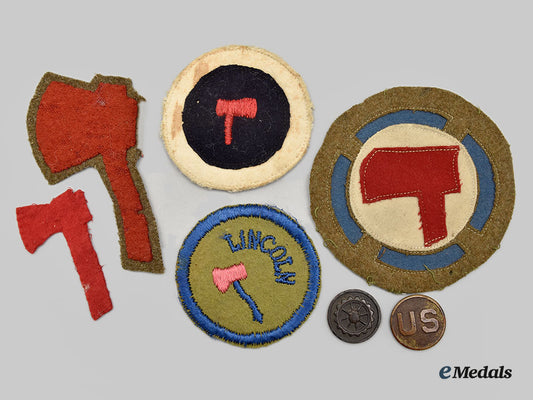 united_states._five_first_war_aef84_th_division("_railsplitters/_lincoln_county")_patches_and_two_collar_disks_l22_mnc1142_016