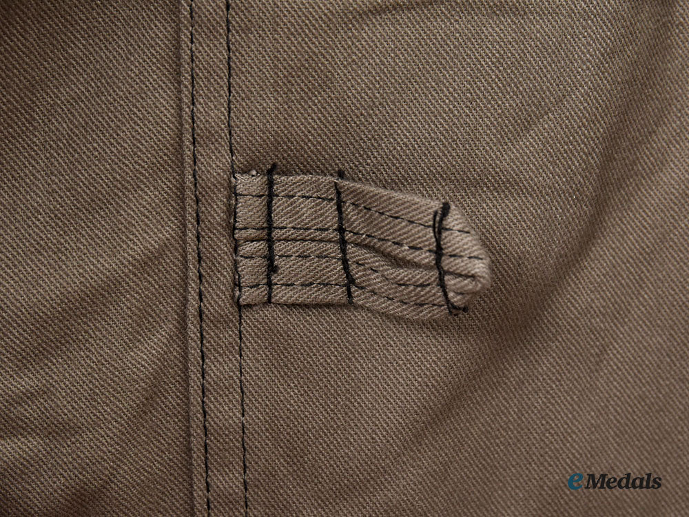 germany,_heer._a_mint_and_unissued_panzer_wrap_l22_mnc1143_084_2