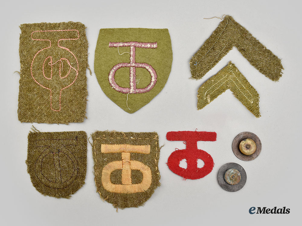 united_states._seven_first_war_aef_patches_and_two_collar_disks_l22_mnc1161_019