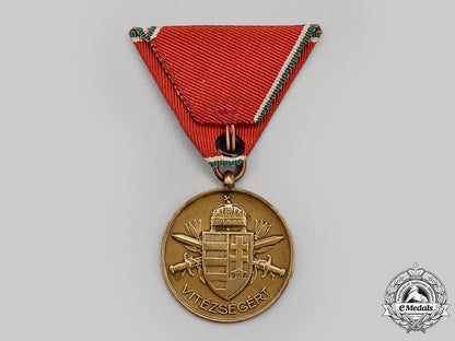 hungary,_regency._a_bravery_medal,_iii_class_bronze_grade_l22_mnc1162_642_1