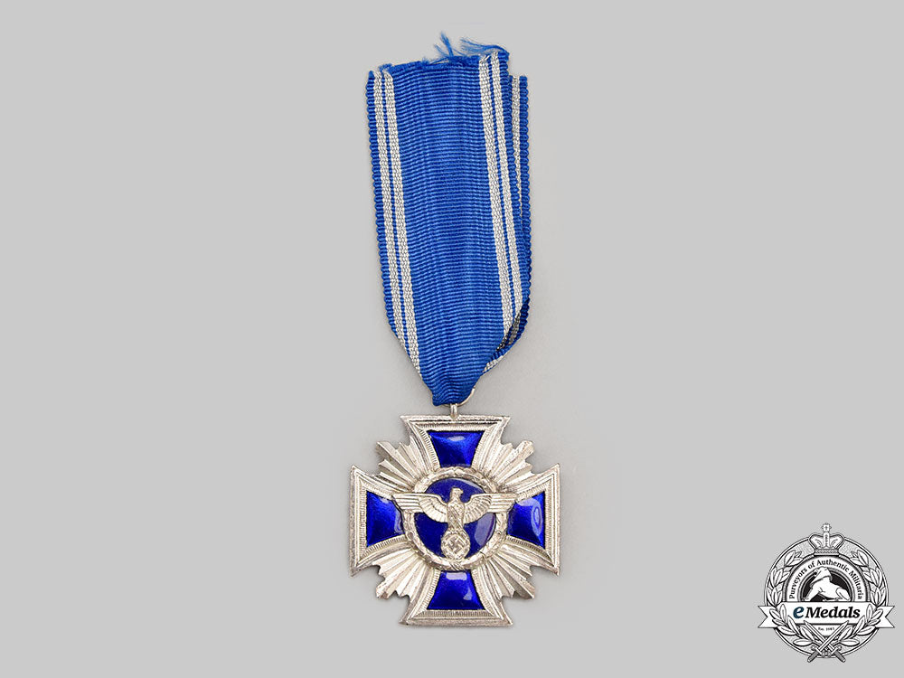 germany,_nsdap._a_long_service_award,_ii_class_for15_years,_with_party_membership_book_to_dr._paul_schmidt_l22_mnc1181_527_1_1_1_1