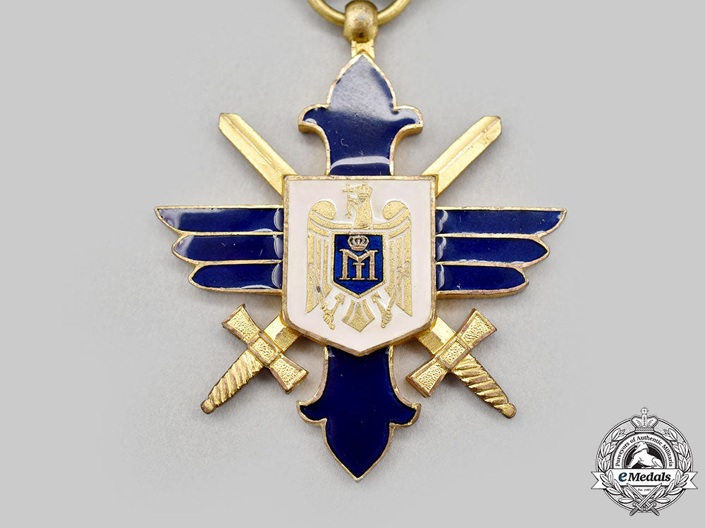 romania,_kingdom._an_order_of_aeronautical_virtue,_iii_class_knight,_military_division,_c.1945_l22_mnc1194_668_1