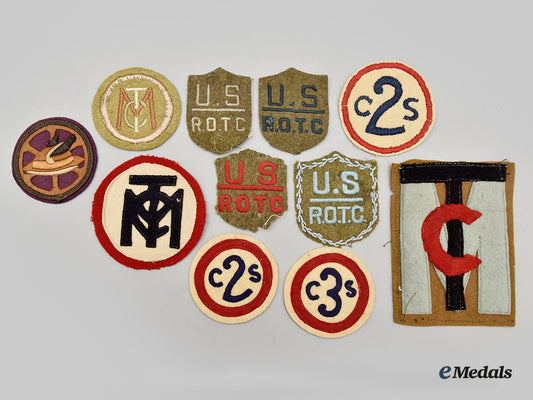 united_states._eleven_first_war_aef_corps_patches_l22_mnc1245_044
