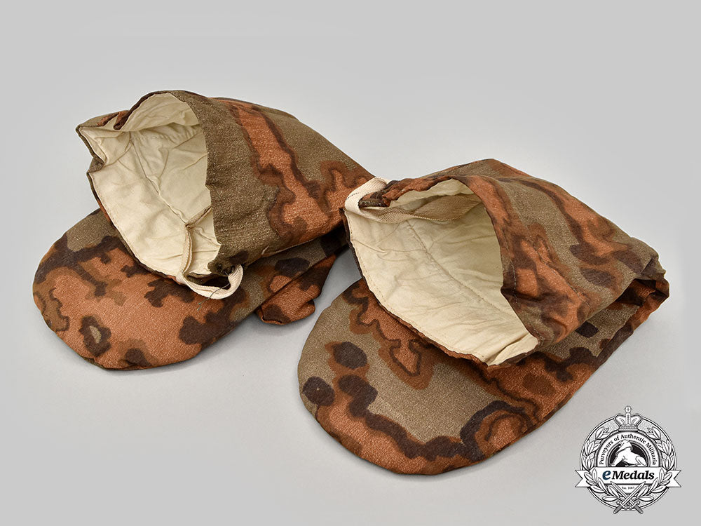 germany,_ss._a_matching_set_of_oak_leaf_b_camouflage_reversible_mittens_l22_mnc1284_610_1