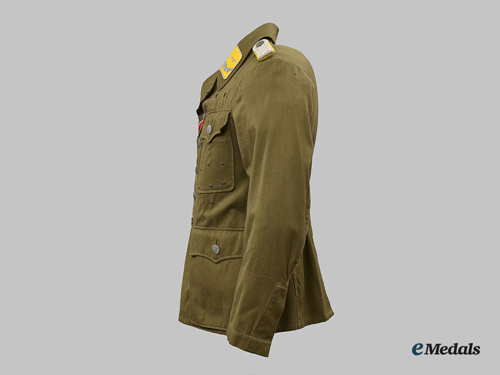 germany,_luftwaffe._a_flight_personnel_tropical_leutnant’s_field_blouse_l22_mnc1304_205