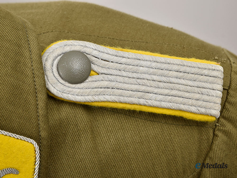 germany,_luftwaffe._a_flight_personnel_tropical_leutnant’s_field_blouse_l22_mnc1312_213