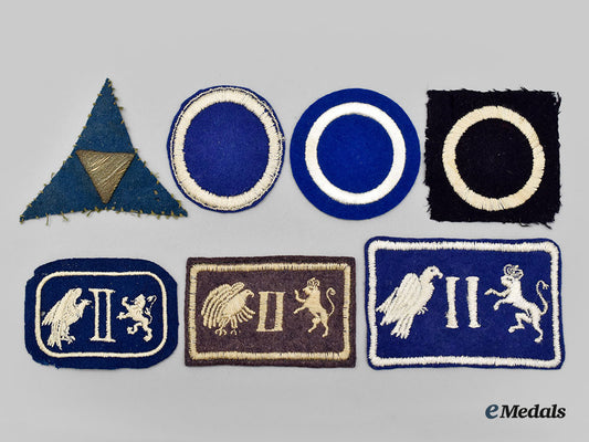 united_states._seven_first_war_aef_patches_of_the_i,_ii_and_iii_corps_l22_mnc1340_064