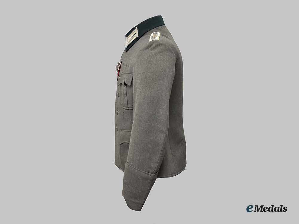 germany,_heer._a_panzergrenadier-_regiment108_hauptmann’s_service_tunic_l22_mnc1398_278
