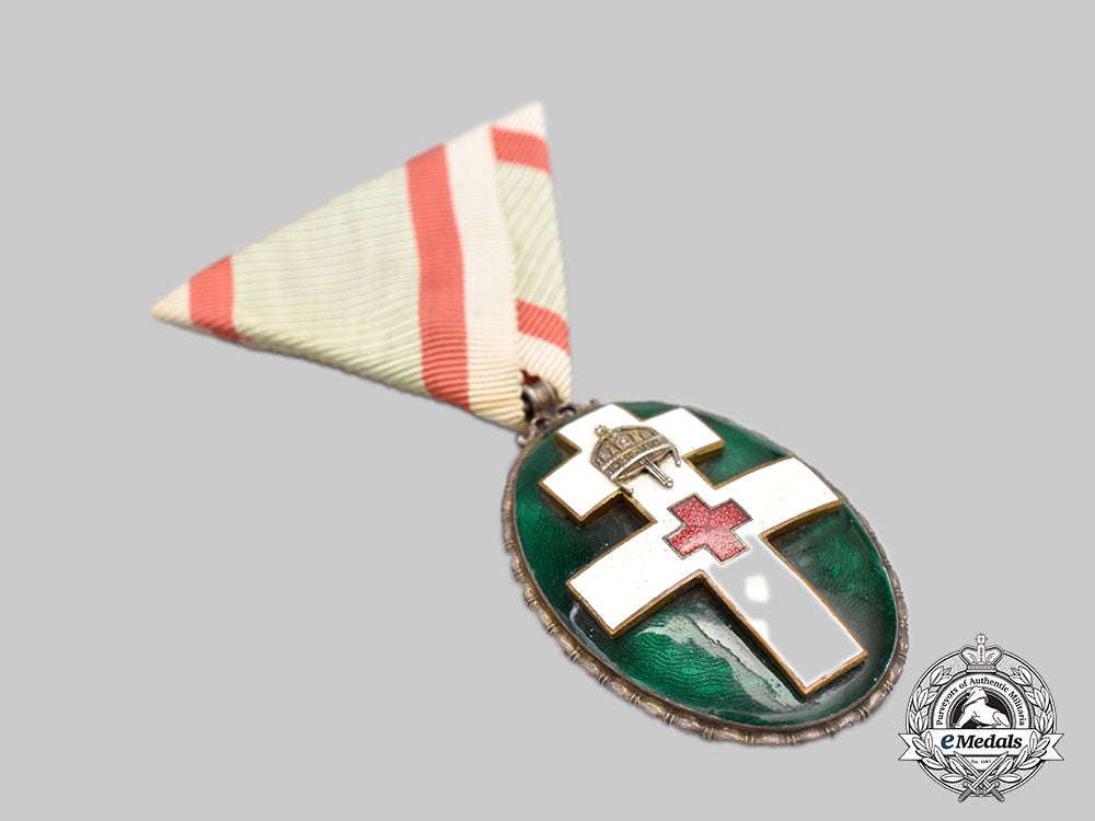 hungary,_regency._a_decoration_of_the_hungarian_red_cross,_medal_of_merit_l22_mnc1422_981_1