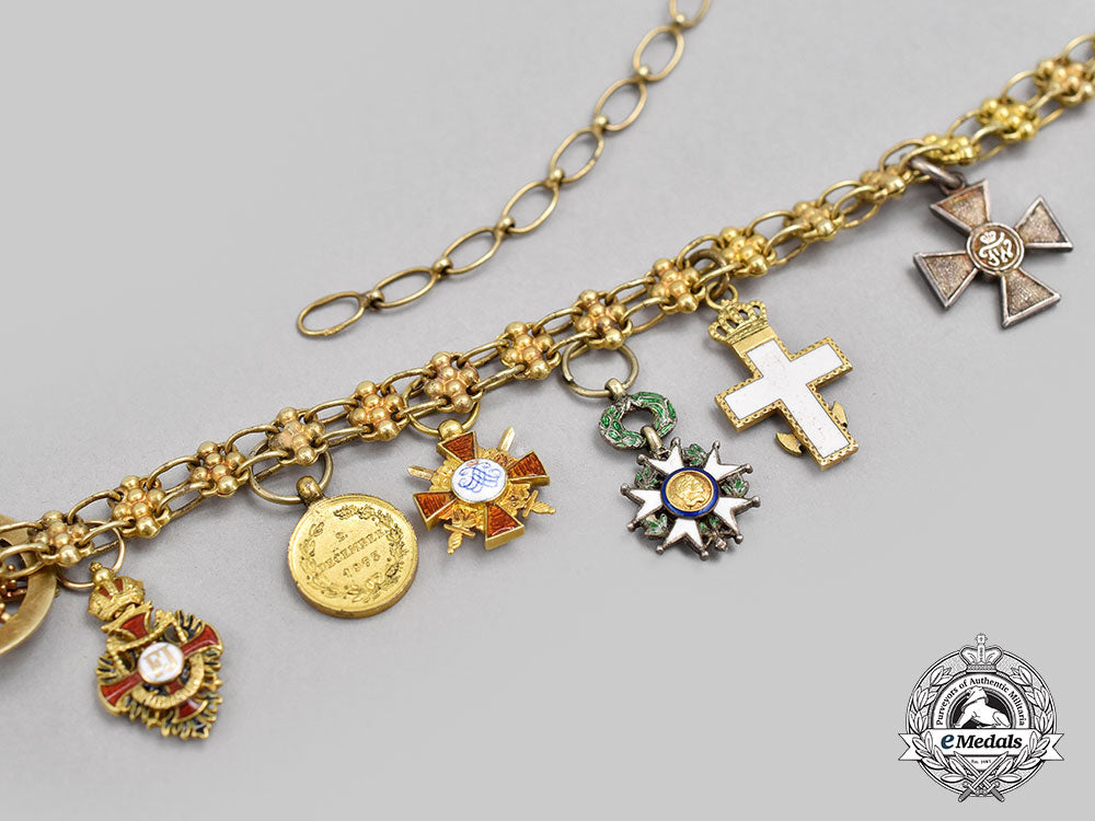 austria,_empire._a_miniature_chain_of_six_decorations,_c.1915_l22_mnc1441_988_1_1