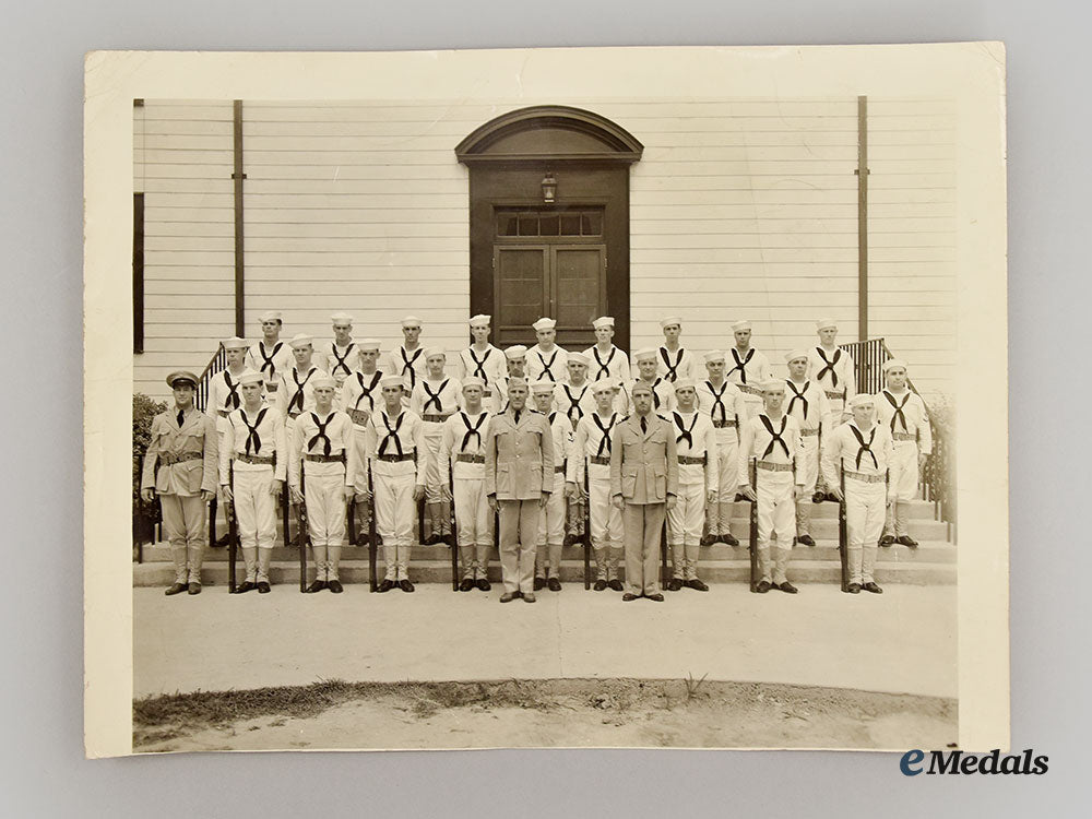 united_states._a_dfc&_air_medal_group,_killed_while_on_a_courier_mission_in_new_guinea,_on_july28,1944_l22_mnc1461_093_1
