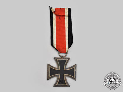 germany,_wehrmacht._a1939_iron_cross_ii_class,_by_bek,_hassinger&_co._l22_mnc1482_760