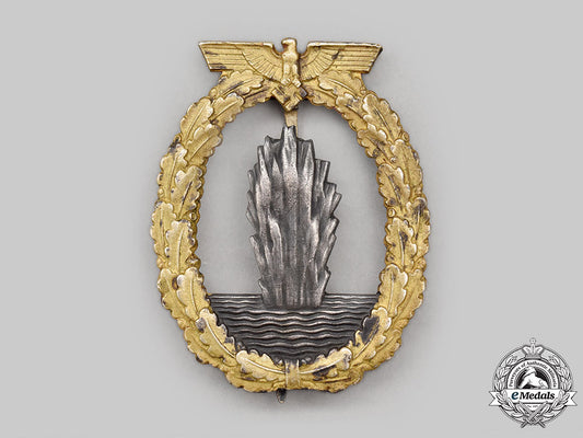 germany,_kriegsmarine._a_minesweeper_war_badge,_by_schwerin_l22_mnc1507_681