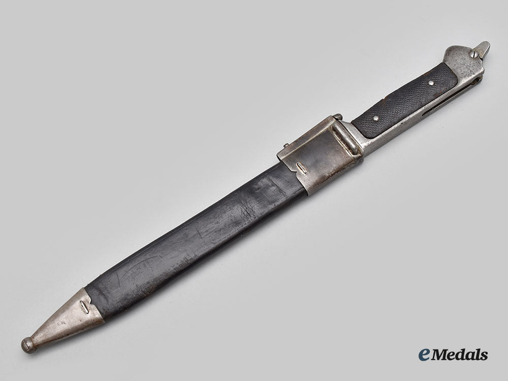 germany,_imperial._a_private_purchase_officer's_close_combat_bayonet_l22_mnc1590_192