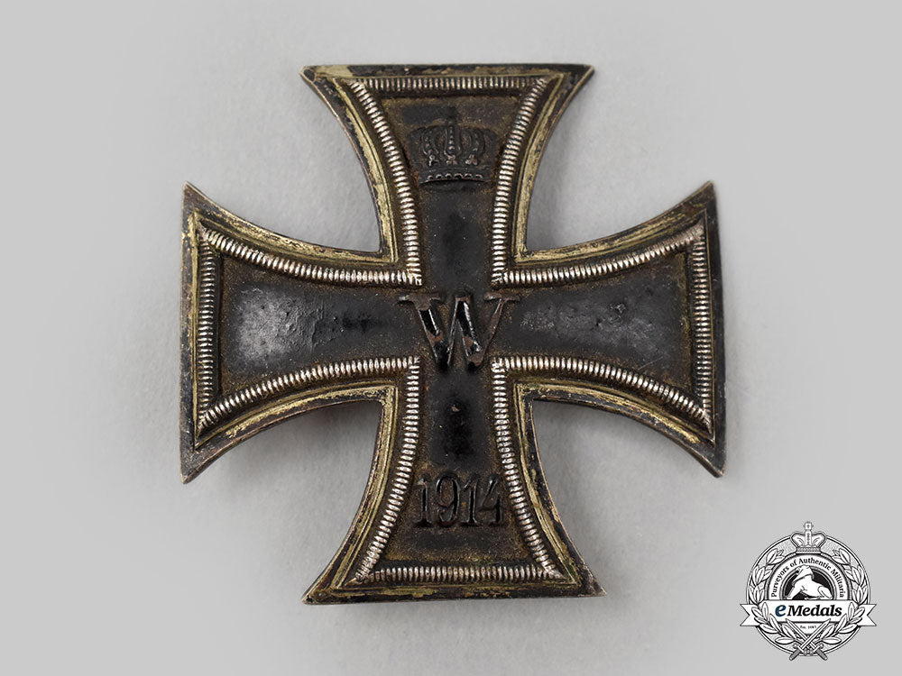 germany,_imperial._a1914_iron_cross_i_class,_with_late-_issue_award_document,_to_gerhard_bogisch_l22_mnc1606_791