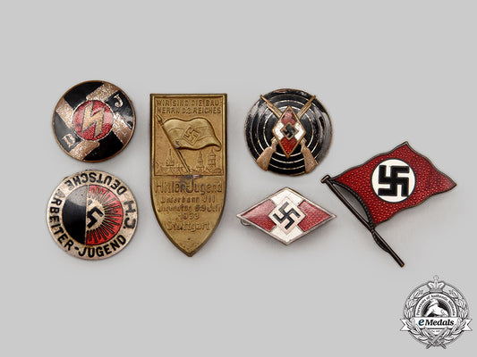 germany,_hj._a_mixed_lot_of_dj_and_hj_badges_l22_mnc1613_669