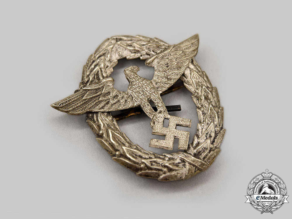 germany._a_mixed_lot_of_badges_l22_mnc1625_672