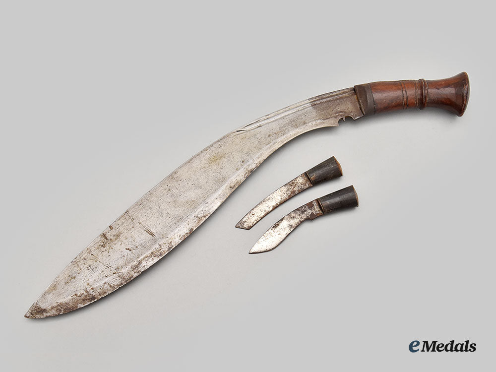 nepal,_kingdom._a_gurkha_kukri_l22_mnc1650_235_1