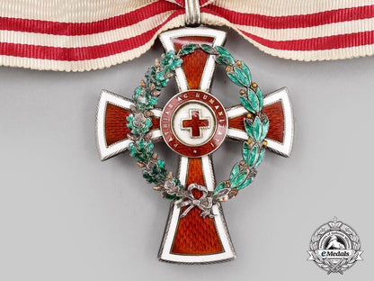 austria,_imperial._an_honour_decoration_of_the_red_cross,_i_class_cross_with_war_decoration_l22_mnc1651_160