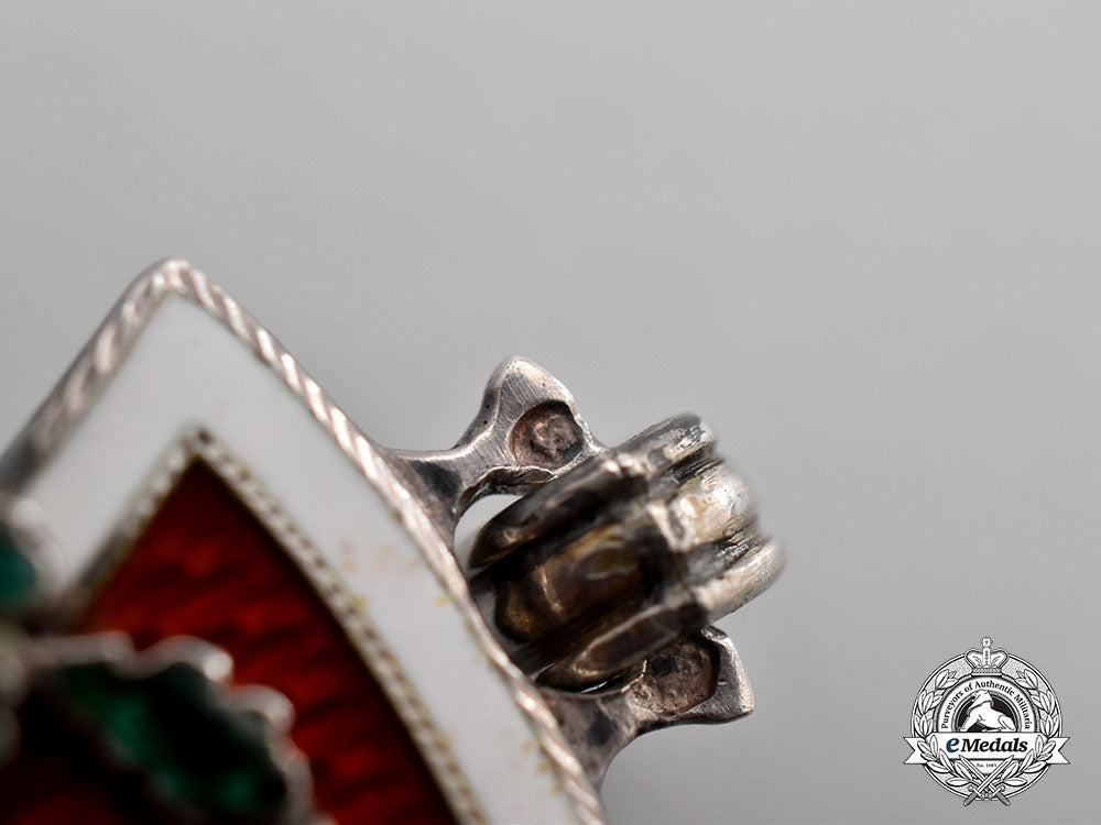 austria,_imperial._an_honour_decoration_of_the_red_cross,_i_class_cross_with_war_decoration_l22_mnc1661_162