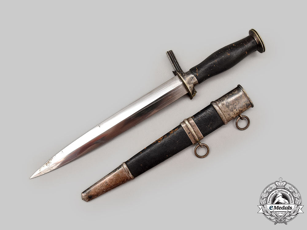 germany,_rlb._a_ii_pattern_officer’s_dagger_l22_mnc1672_690_1