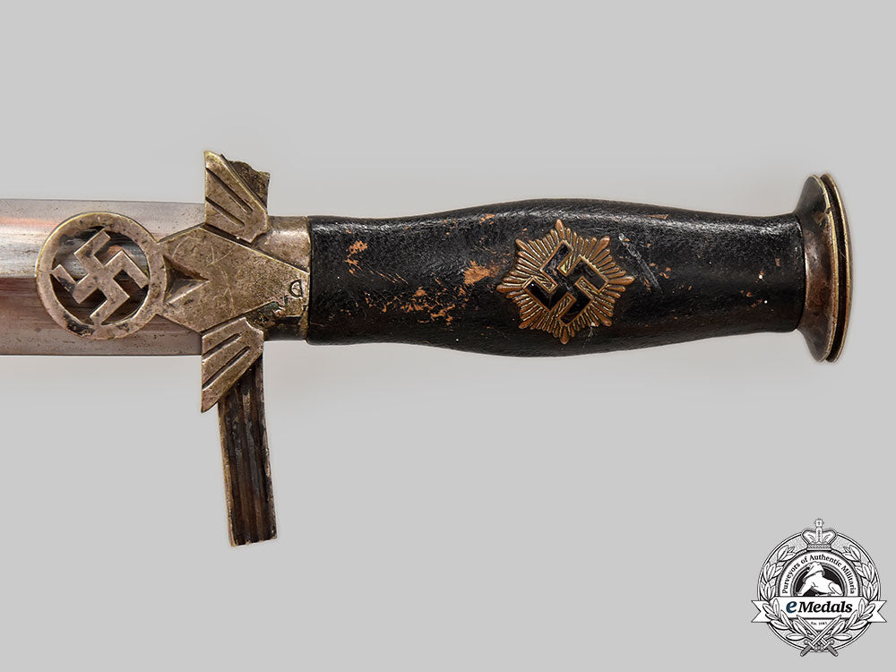 germany,_rlb._a_ii_pattern_officer’s_dagger_l22_mnc1677_694_1