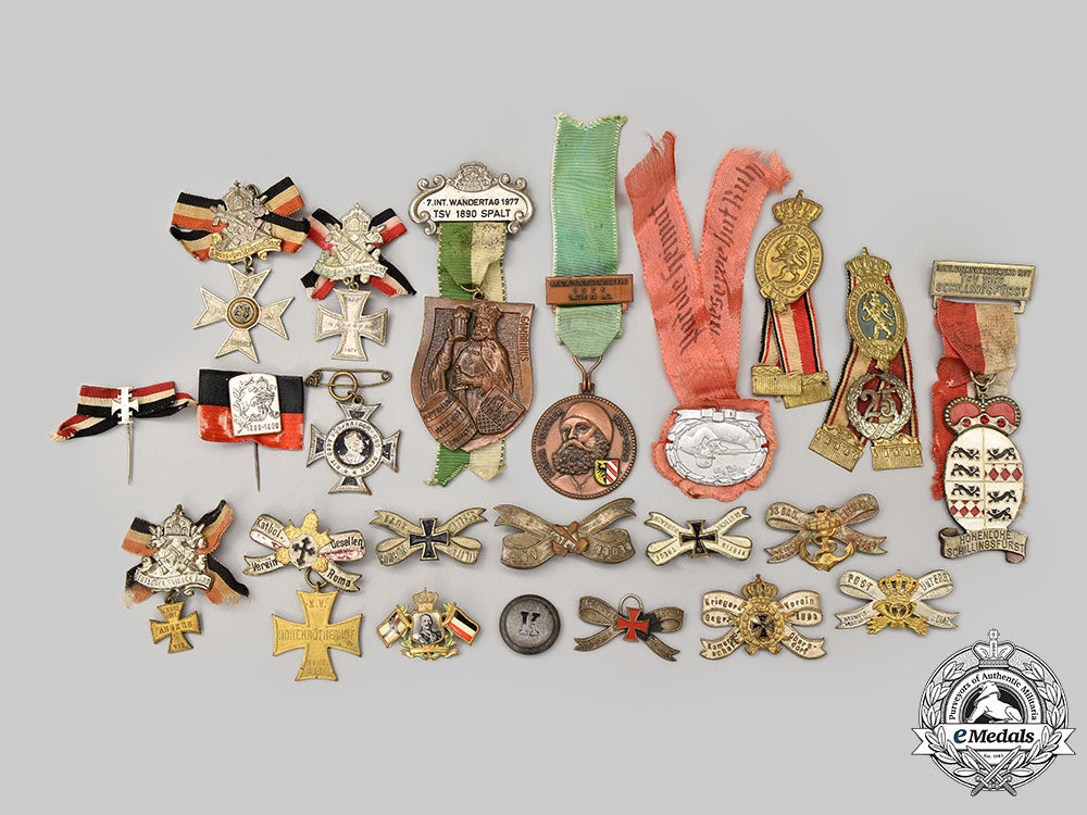 germany._a_mixed_lot_of_commemorative_badges_l22_mnc1700_705