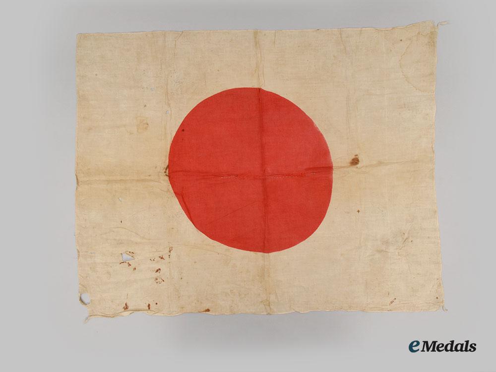 japan,_empire._a_lot_of_four_cloth_flags&_insignia_l22_mnc1703_460_1