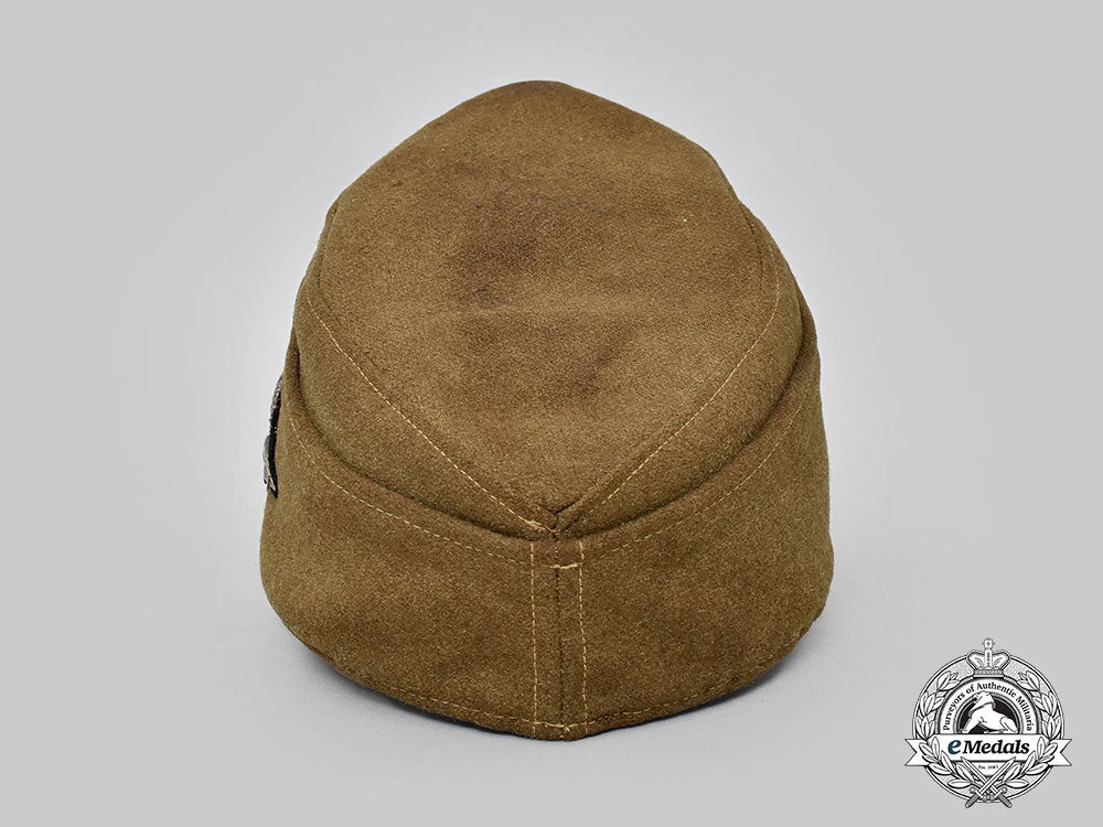 hungary,_regency._an_air_force_nco's_tunic&_cap_l22_mnc1789_875
