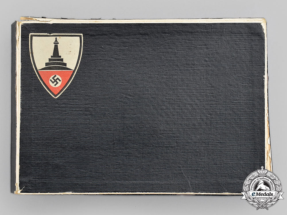 germany,_nsrkb._a_national_socialist_reich_warriors_association_league-_kyffhäuser_flag_bearer’s_gorget,_with_case_l22_mnc1798_907_1_1