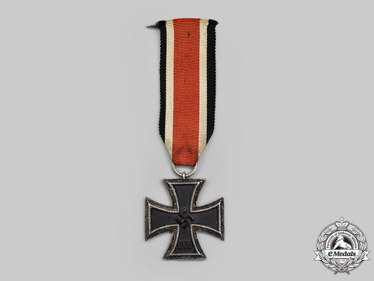 germany,_wehrmacht._a1939_iron_cross_ii_class,_by_j.e._hammer&_söhne_l22_mnc1863_935