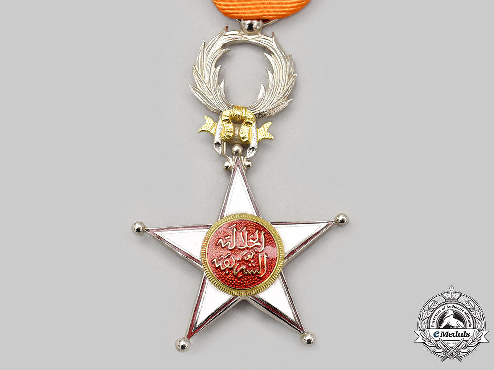 morocco,_kingdom._an_order_of_ouissam_alaouite,_v_class_knight,_by_arthus_bertrand,_c.1955_l22_mnc1880_844