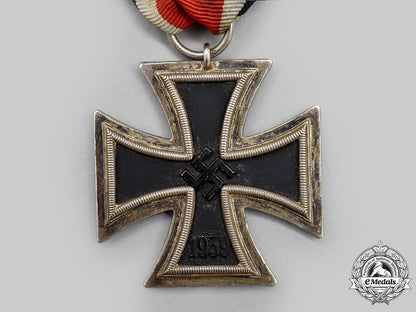 germany,_wehrmacht._a1939_iron_cross_ii_class,_by_arbeitsgemeinschaft_hanau_l22_mnc1888_950