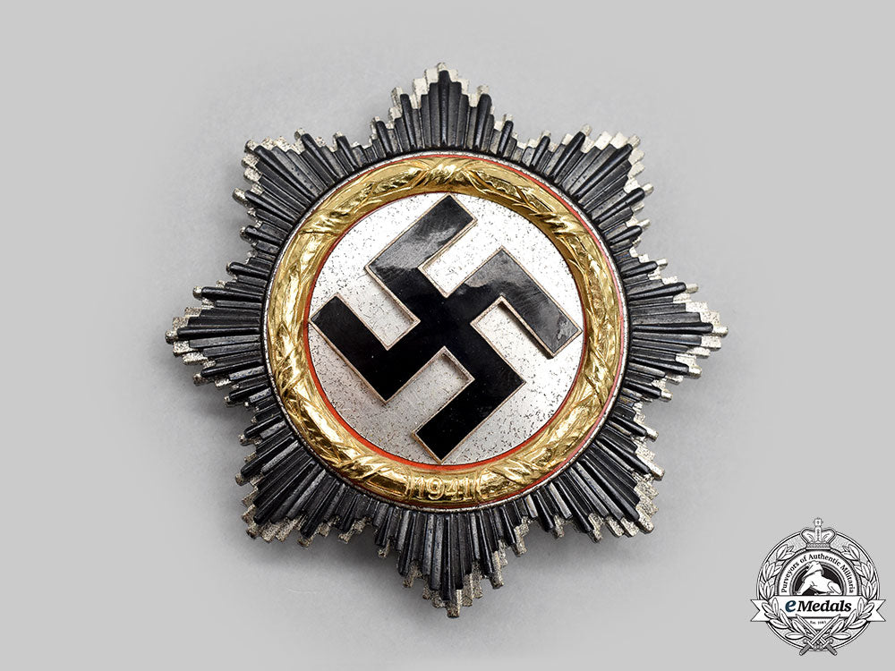 germany,_federal_republic._a_german_cross_in_gold,_postwar_veteran’s_replacement_example_with_case,_by_steinhauer&_lück_l22_mnc1897_956