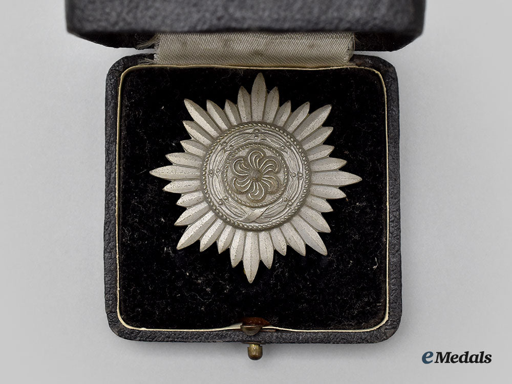 germany,_wehrmacht._an_eastern_peoples_merit_decoration,_i_class_gold_grade_with_case,_by_wächtler&_lange_l22_mnc1925_307