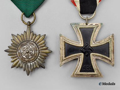 germany,_wehrmacht._a_pair_of_service_decorations_l22_mnc1950_323