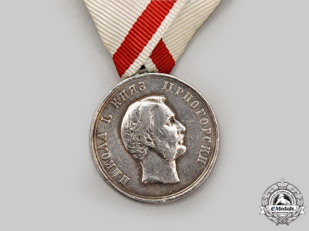 montenegro,_kingdom._a_medal"_for_valour"1862_l22_mnc1955_840_1_1_1