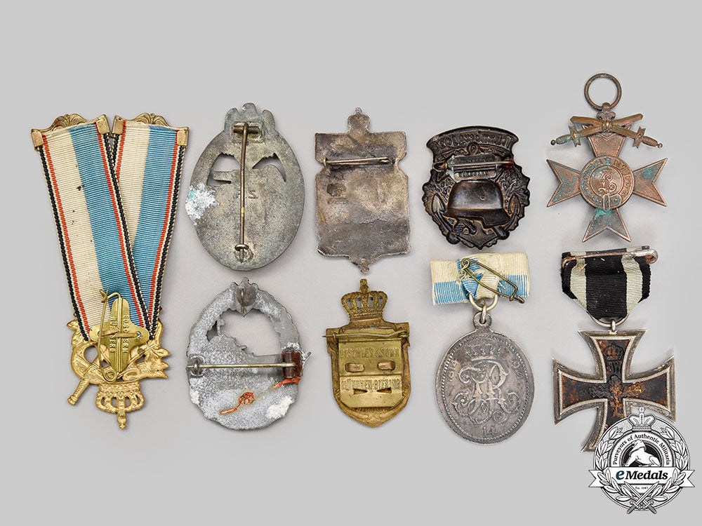 germany._a_mixed_lot_of_badges_and_decorations_l22_mnc1968_885