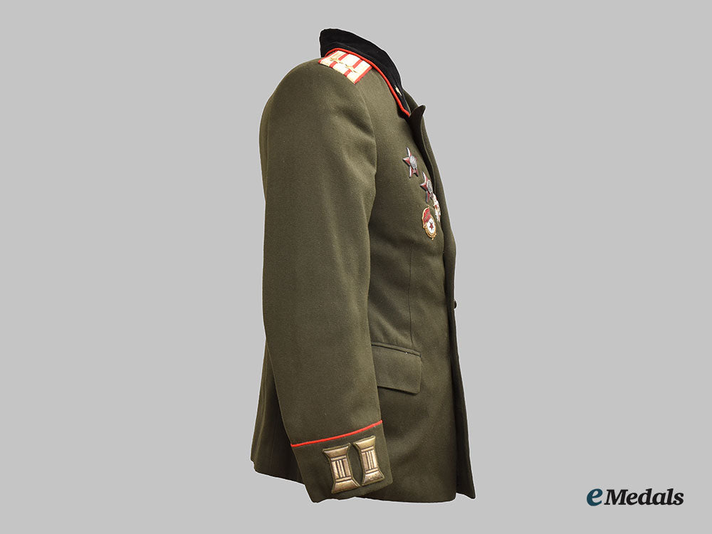 russia,_soviet_union._a_lieutenant_colonel_guard_jacket_l22_mnc1982_586