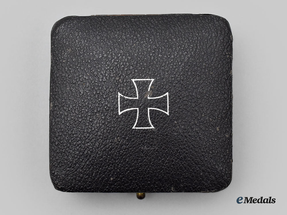germany,_wehrmacht._a1939_iron_cross_i_class,_with_case,_by_rudolf_souval_l22_mnc1983_342