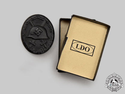 germany,_wehrmacht._a_mint_black_grade_wound_badge,_with_case_l22_mnc2002_728_1