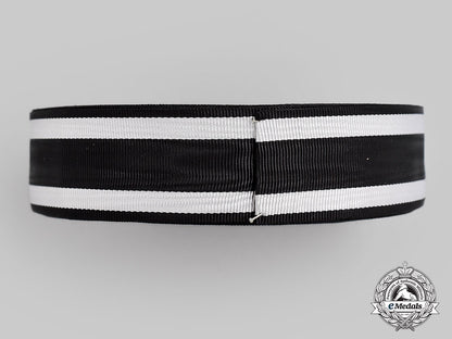 germany,_imperial._a_mint_and_unissued_roll_of_postwar1914_iron_cross_ii_class_replacement_ribbon_l22_mnc2008_011