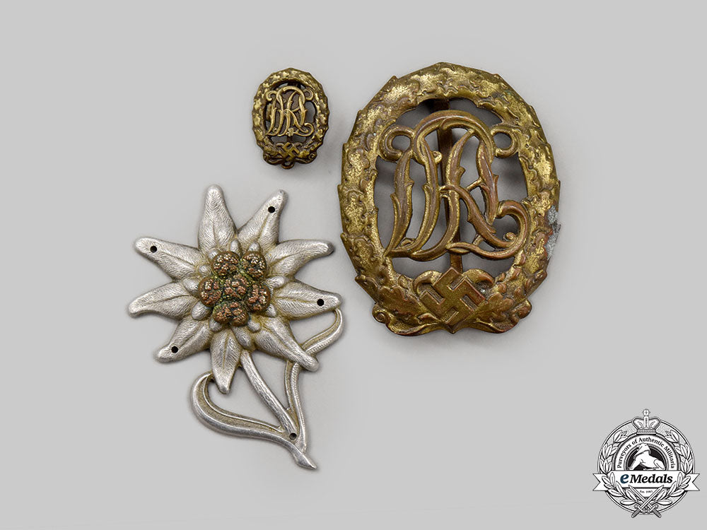 germany,_third_reich._a_mixed_lot_of_decorations_and_insignia_l22_mnc2010_734