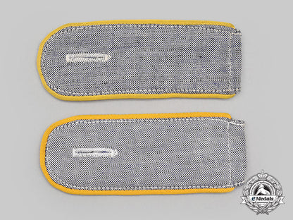 germany,_luftwaffe._a_set_of_flight_personnel_service_shirt_shoulder_straps_l22_mnc2022_000_1_1_1