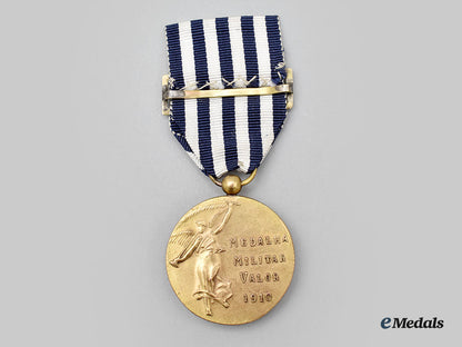 portugal,_republic._a_medal_for_military_valour,_type_vi,_i_class_gold_grade_l22_mnc2023_357_1