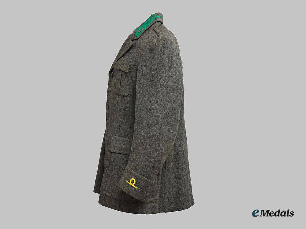 italy,_fascist_state._a1941_issued_army_tunic,_by_unione_militare_l22_mnc2042_627
