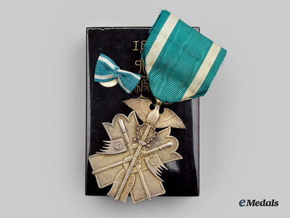 japan,_empire._an_order_of_the_golden_kite_vi_class_with_award_document_l22_mnc2045_330_1