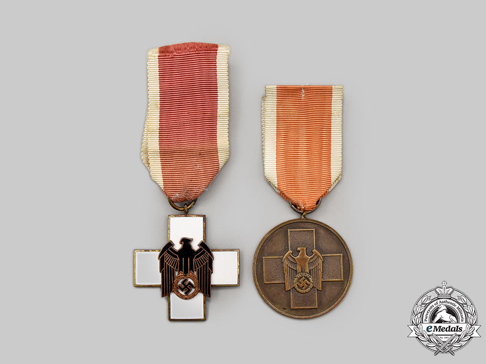 germany,_third_reich._a_lot_of_social_welfare_medals_l22_mnc2045_748