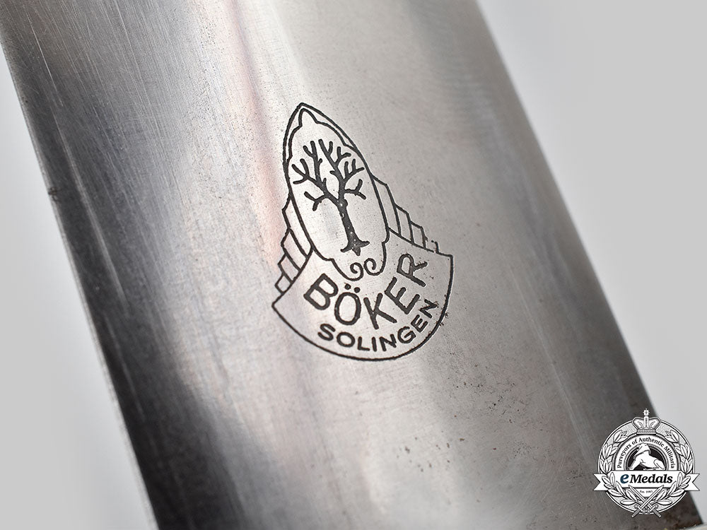 germany,_ss._a_rare_model1933_service_dagger,_numbered_issue,_by_heinrich_böker&_co._l22_mnc2054_031