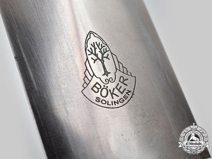 germany,_ss._a_rare_model1933_service_dagger,_numbered_issue,_by_heinrich_böker&_co._l22_mnc2054_031